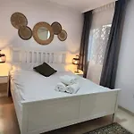 Beachfront Appartement Estepona